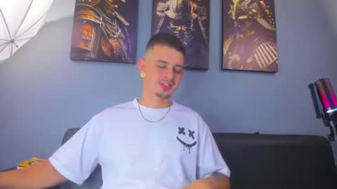 Damian Oliver online show from February 2026 05:48:02 AM