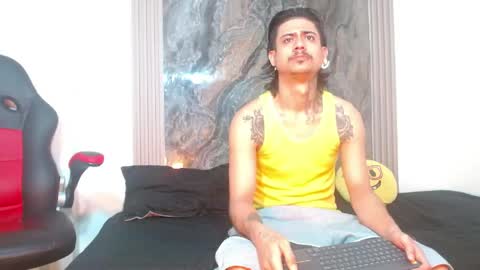 damian_and_camerum online show from April 2026 03:19:01 AM