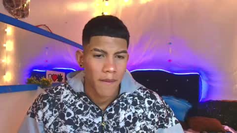 Damian online show from February 2025 03:07:02 AM