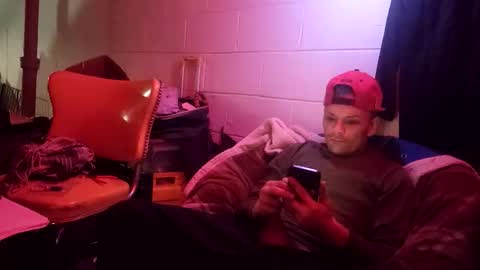 Snapshot of damienversace chatting on November 2025 07:20:01 AM damienversace online show from November 2025 07:20:01 AM