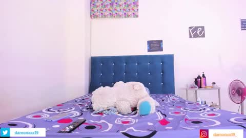 Snapshot of damonxxx1 chatting on February 2025 06:13:02 PM Damon online show from February 2025 06:13:02 PM