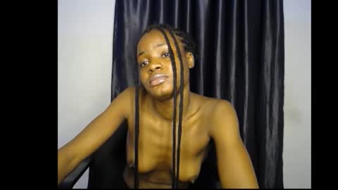 leah online show from October 2025 05:57:02 AM