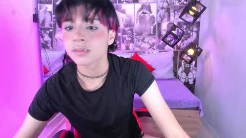 D A N online show from December 2025 08:04:01 PM