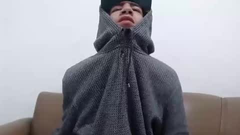 dan_jonson15 online show from November 2025 12:20:01 PM