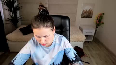 Dana Dom online show from February 2025 10:15:02 AM