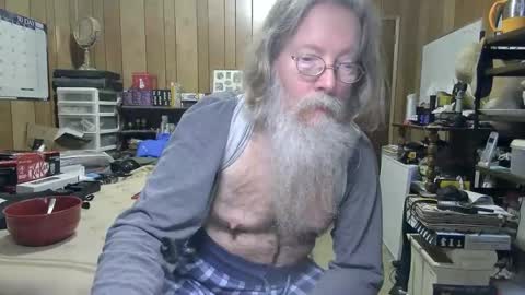 Snapshot of danagm chatting on December 2024 05:18:02 PM Dana online show from December 2024 05:18:02 PM