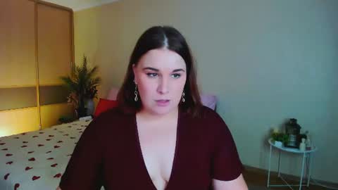 Olivia online show from July 2026 03:03:02 PM