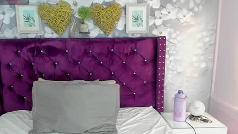 Snapshot of danee_19 chatting on January 2025 10:45:01 AM Daniela online show from January 2025 10:45:01 AM