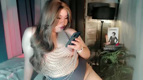 Snapshot of dangerous_womanxx chatting on February 2025 09:35:02 PM Ms. K online show from February 2025 09:35:02 PM
