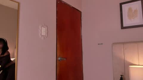 Hi I am Dani online show from June 2026 11:34:01 AM