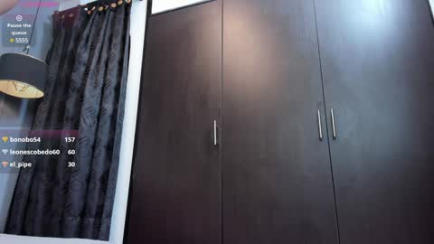 Snapshot of dania_moore_ chatting on January 2025 10:48:01 PM JANE online show from January 2025 10:48:01 PM