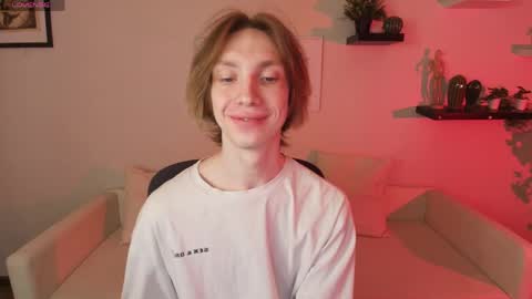 daniel__schmidt online show from May 2026 05:58:02 AM