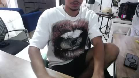 Snapshot of daniel_velez26 chatting on May 2026 07:31:01 PM daniel_velez26 online show from May 2026 07:31:01 PM