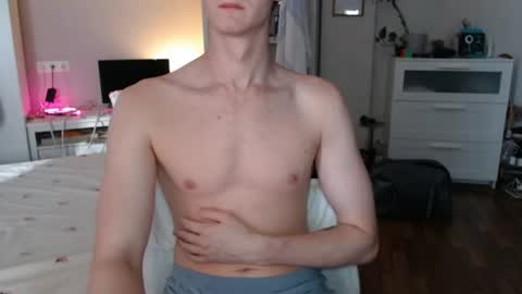 Snapshot of daniel_yumm chatting on June 2026 02:59:01 PM Daniel online show from June 2026 02:59:01 PM