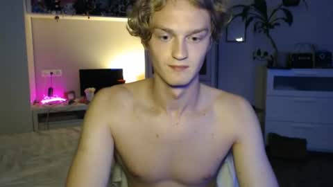 Snapshot of daniel_yumm chatting on July 2026 08:45:01 PM Daniel online show from July 2026 08:45:01 PM