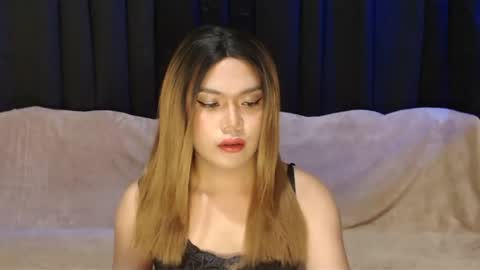 Elodie online show from December 2024 04:59:02 PM