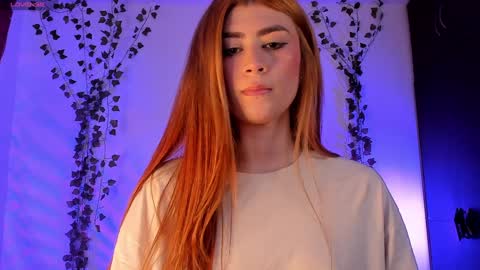 Snapshot of daniela_saenz1 chatting on January 2025 05:23:02 AM Dani Saenz online show from January 2025 05:23:02 AM