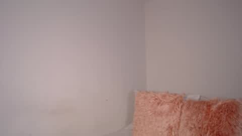 Lucia online show from December 2024 05:18:02 PM