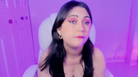 Daniela online show from January 2025 09:35:01 AM