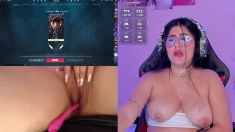 Snapshot of danielamendez__ chatting on January 2025 04:48:01 PM Dani online show from January 2025 04:48:01 PM