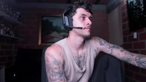 Daniele Bunny online show from October 2025 06:19:02 PM