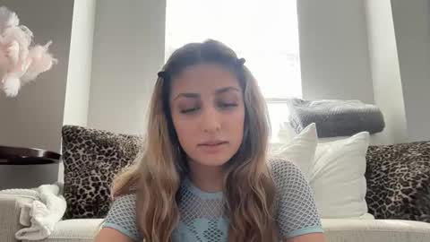 daniellarae1 online show from April 2026 10:51:01 PM