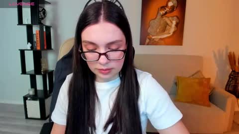 Snapshot of daniellasweet20 chatting on March 2025 03:12:02 PM Daniella online show from March 2025 03:12:02 PM