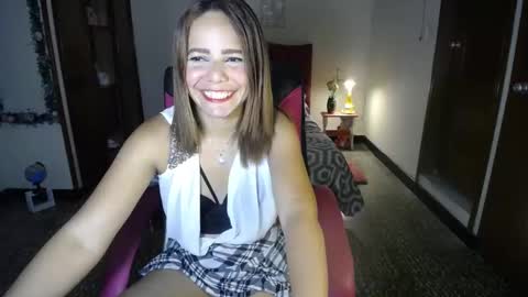 Snapshot of danielle_rose_ chatting on March 2025 04:28:02 PM Angie online show from March 2025 04:28:02 PM