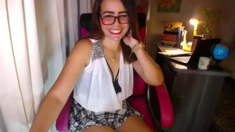 Angie online show from June 2026 03:03:02 PM