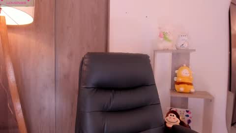 Danielle Rose online show from November 2025 09:26:02 PM