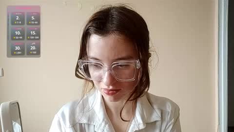 Mia online show from March 2026 07:14:02 AM