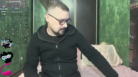 DanieloCool online show from December 2024 11:07:02 AM