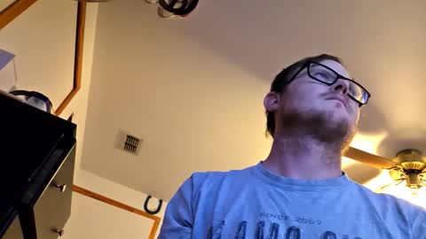 Snapshot of danielp_mod_cb chatting on December 2025 09:53:02 PM Daniel y. online show from December 2025 09:53:02 PM