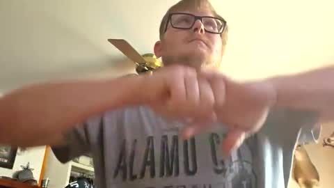 Snapshot of danielp_mod_cb chatting on February 2026 08:59:01 PM Daniel y. online show from February 2026 08:59:01 PM