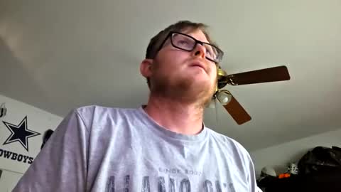 Snapshot of danielp_mod_cb chatting on February 2026 11:05:02 PM Daniel y. online show from February 2026 11:05:02 PM