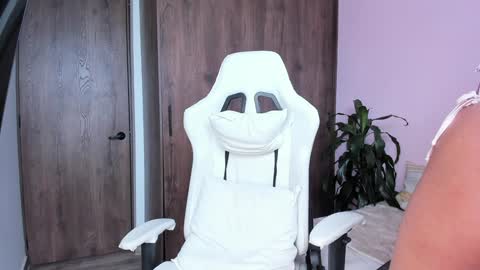 Snapshot of danii_jimenez chatting on December 2024 06:56:02 PM Daniela online show from December 2024 06:56:02 PM