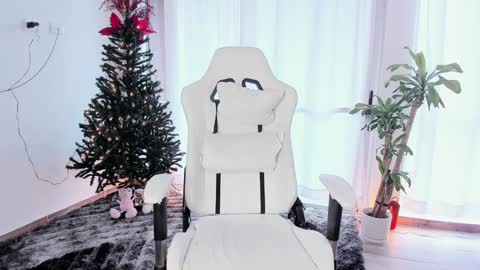 Snapshot of danii_jimenez chatting on December 2024 08:28:02 PM Daniela online show from December 2024 08:28:02 PM