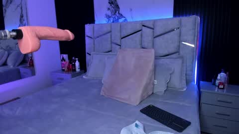 Snapshot of daniphoenixx chatting on January 2025 08:19:02 PM Dani Phonenix online show from January 2025 08:19:02 PM