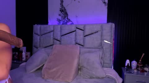 Snapshot of daniphoenixx chatting on February 2025 07:41:01 PM Dani Phonenix online show from February 2025 07:41:01 PM