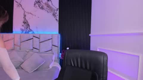 Dani Phonenix online show from January 2026 07:49:02 PM