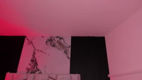 Dani Phonenix online show from February 2026 11:35:02 AM