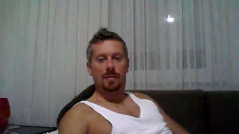 daniel online show from November 2025 10:15:02 PM