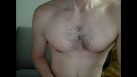 Snapshot of danishguysdicks chatting on June 2026 07:42:02 AM Buzzy online show from June 2026 07:42:02 AM