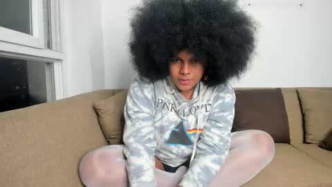 Snapshot of danisweet_ chatting on September 2025 11:17:02 PM dani online show from September 2025 11:17:02 PM