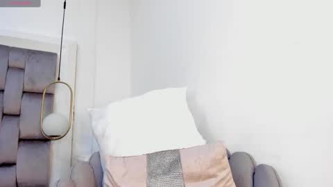 Danna online show from February 2025 02:35:02 PM