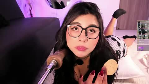 danna_adams1 online show from April 2026 08:55:01 PM