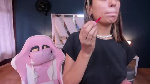  danna  online show from May 2026 07:08:02 PM