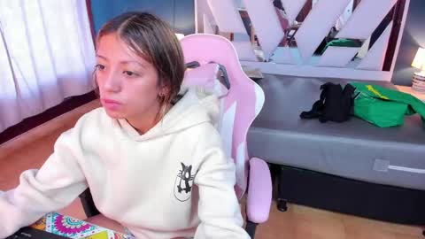  danna  online show from June 2026 07:04:02 PM