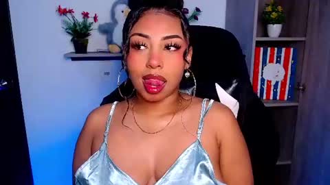 Snapshot of danna_schmidt23 chatting on July 2026 11:01:02 AM Danna online show from July 2026 11:01:02 AM