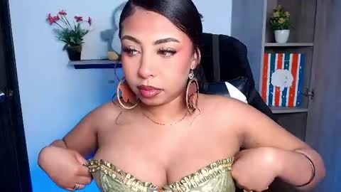 Snapshot of danna_schmidt23 chatting on July 2026 08:27:02 AM Danna online show from July 2026 08:27:02 AM